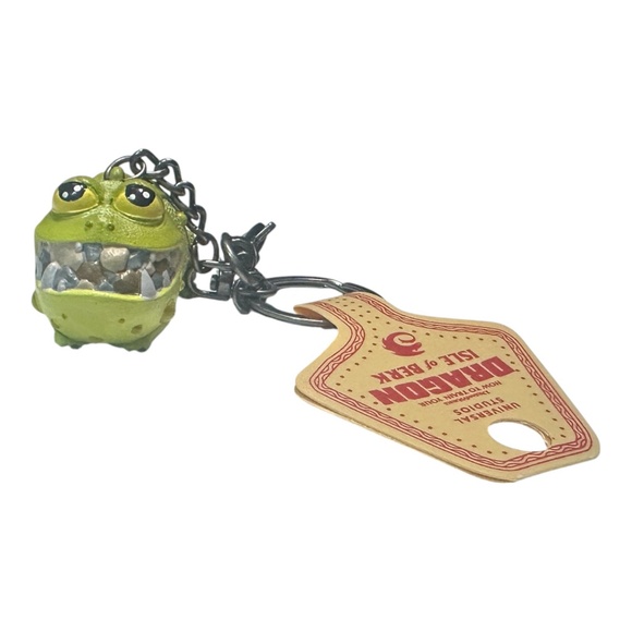 Universal Epic Universe How to Train Your Dragon Green Baby Gronkle PVC Keychain - Picture 1 of 2